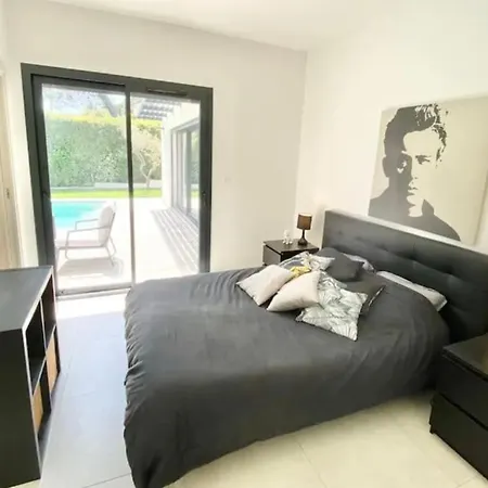 House 4p With Private Pool In Saint-raphaël Holiday home
